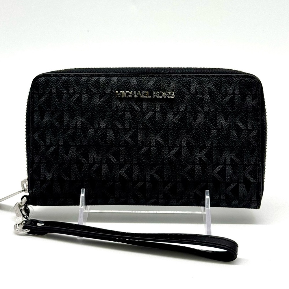 Michael Kors Jet Set Travel Flat MF Phone Case Wallet Black Signature - Picture 2 of 8